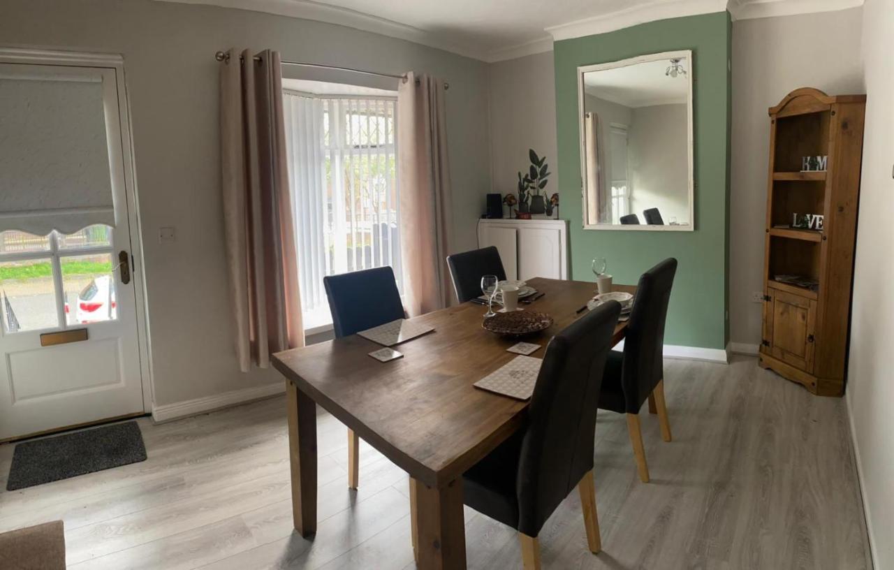 Mairead - Cosy Property In Gaeltacht Quarter Belfast Luaran gambar